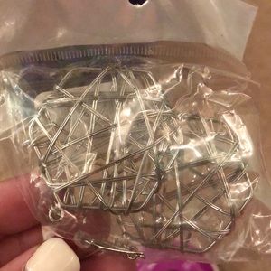 New never worn earrings